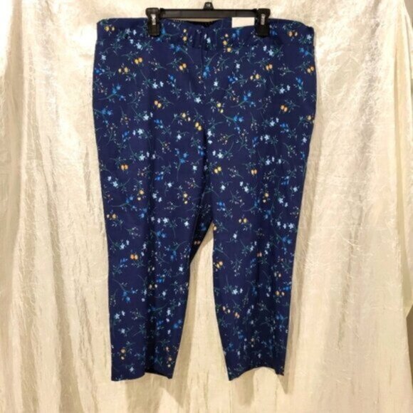 Blue Floral Cropped Capri Pants Size 3X Jules & Leopold - Picture 1 of 8